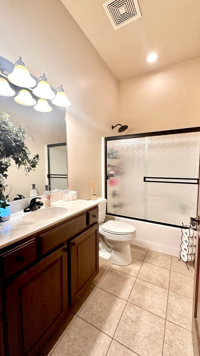 Foto del edificio - 2450 S White Mountain Rd