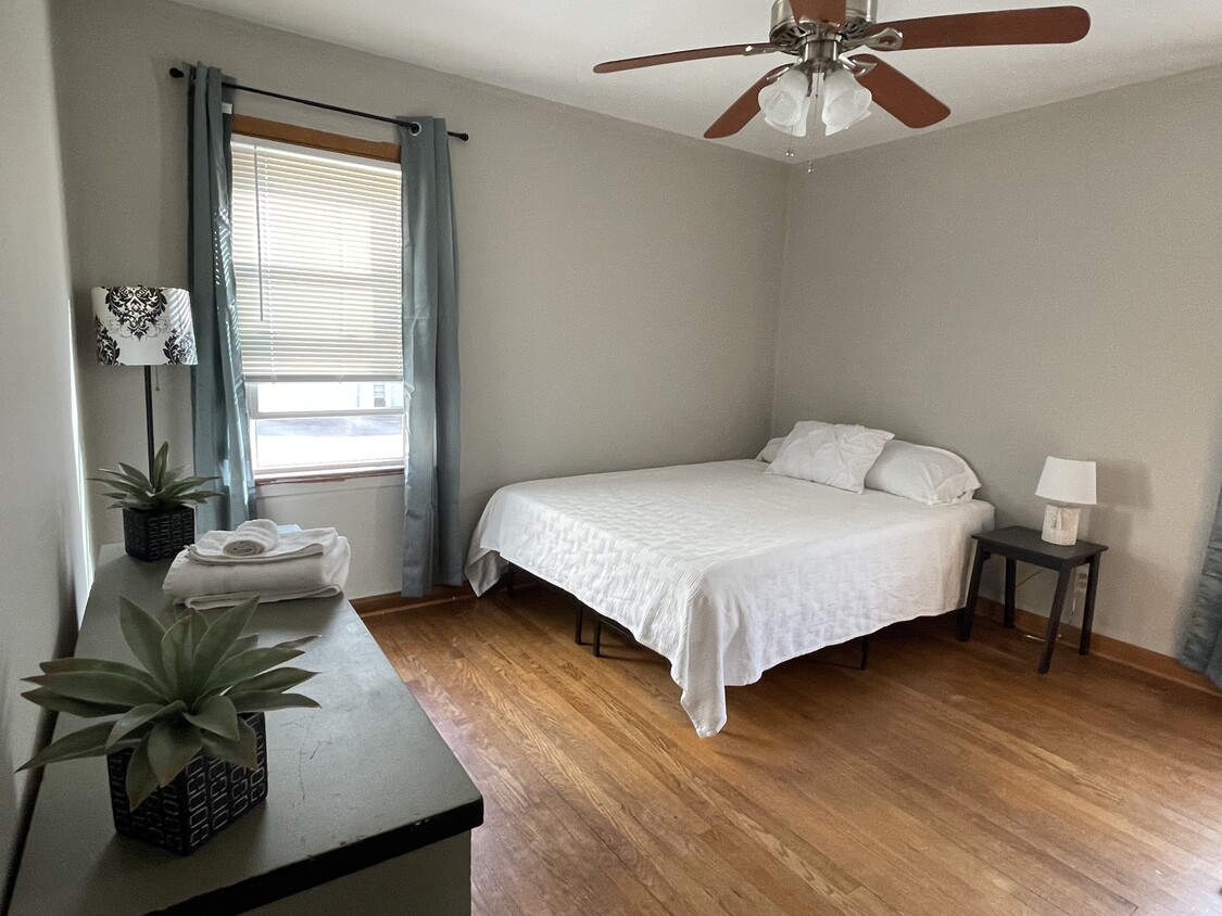 1536 Idlewood Avenue, Akron, OH 44313 Townhome Rentals in Akron OH