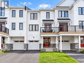 Building Photo - 51 Stitch Mews
