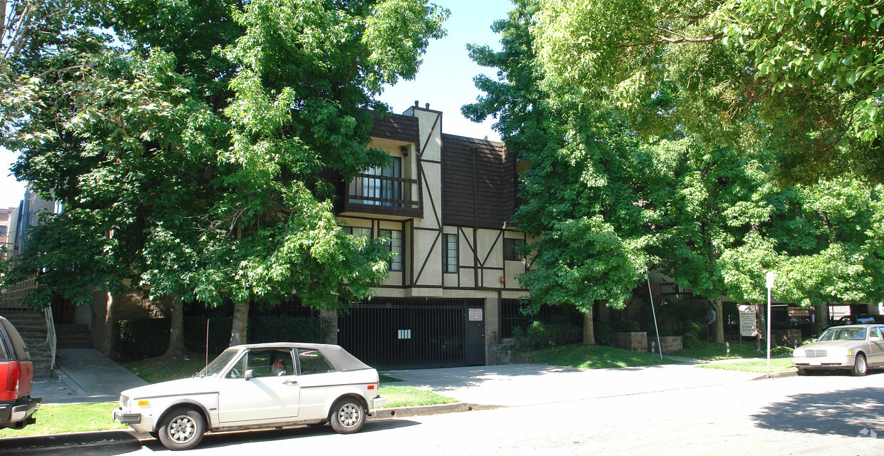 Foto del edificio - 15050 Moorpark