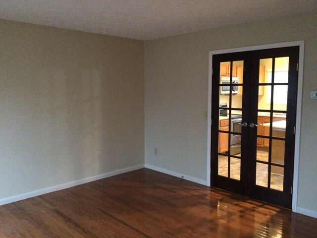 Foto del edificio - 6600 Waverly Park