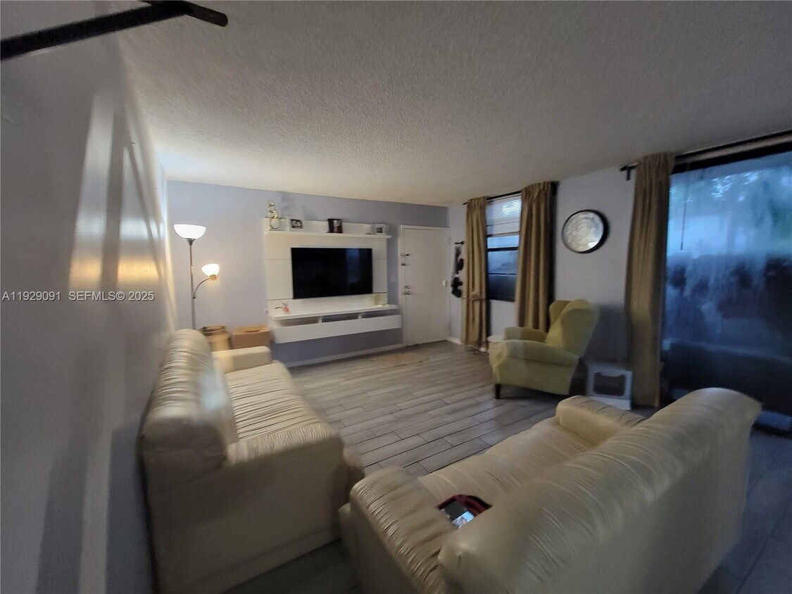 Foto principal - 1796 NW 55th Ave