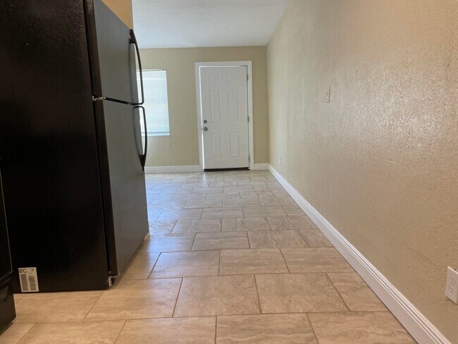 Foto del edificio - 1409 Edgewood Terrace