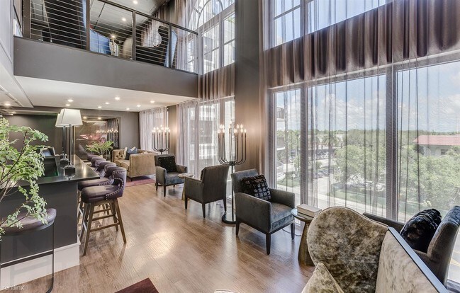 Foto del edificio - 8067 SW 73rd Ave