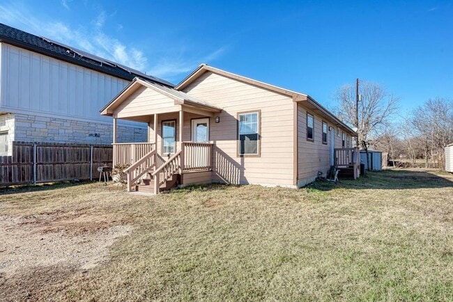 Building Photo - 107 W Brenham St