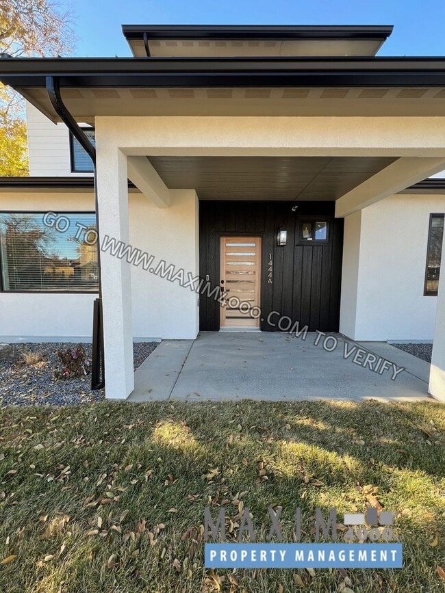 Building Photo - 1444 Kennedy Ave