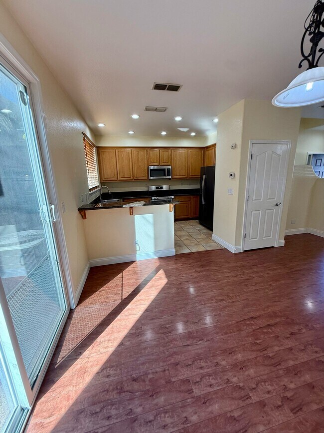 Foto del edificio - 5443 Washoe St