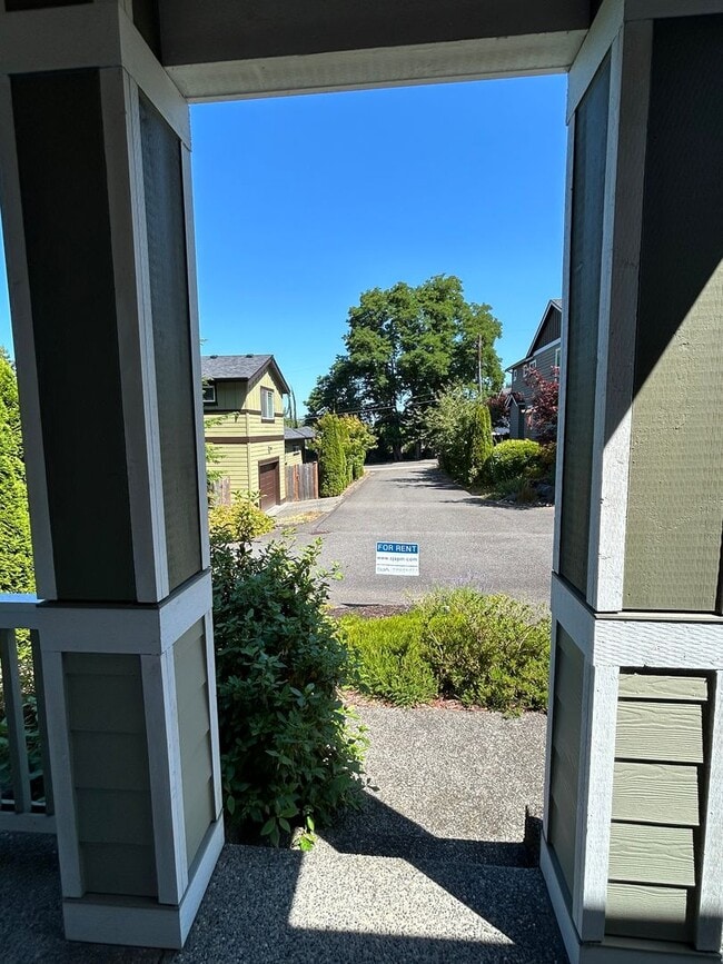 Foto del edificio - Newer Duvall 5 Bedroom 3 Bath Luxury Home