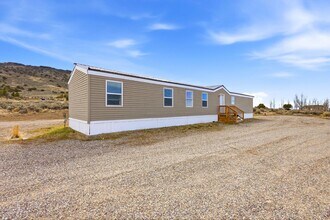 Building Photo - 1178 Twin Butte Rd