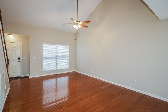 Foto del edificio - 126 Sumner Meadows Ln