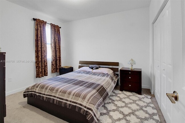 Building Photo - 1382 SE 26th Rd