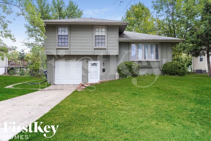 Foto principal - 400 SW Glendana St