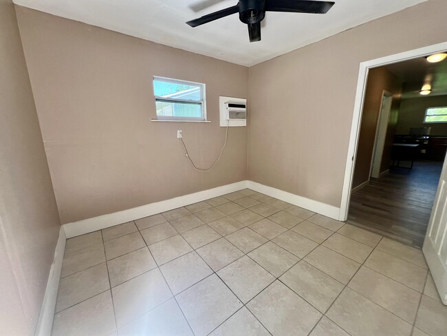 Foto del edificio - 3280 S 7th St