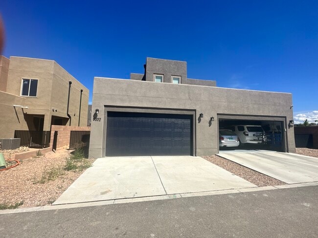 Building Photo - 5202 Gold Hl Ln