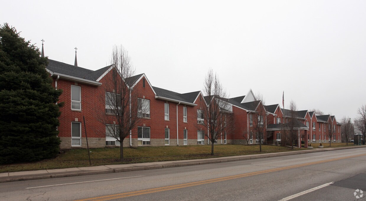 Villa at Sacred Heart Apartments Indianapolis, IN