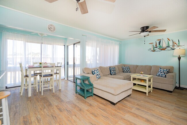 Foto del edificio - 4000 Gulf Terrace Dr