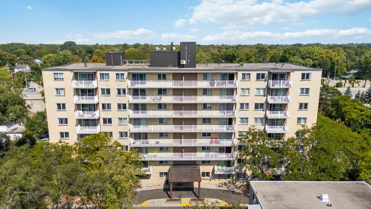 Primary Photo - Marquis West at Trillium Park