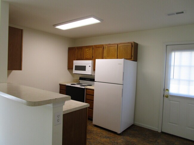 Building Photo - 5003 Betty Jean Way
