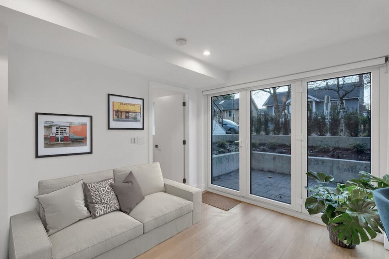 Photo principale - 78 W 14th Ave