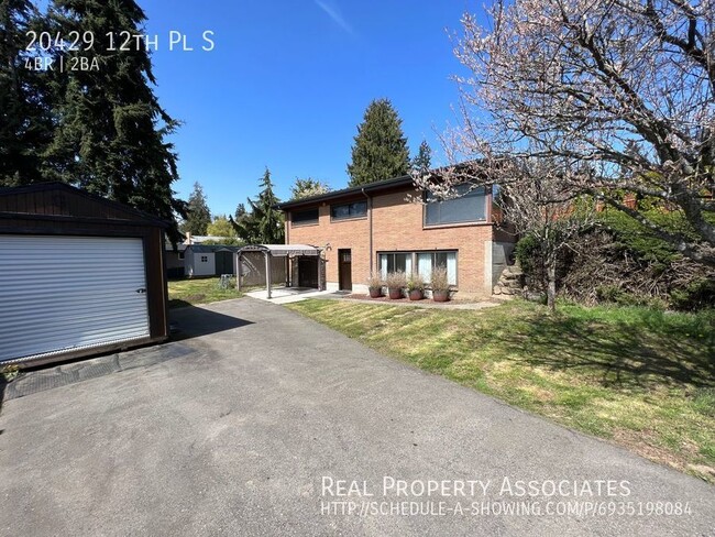 Building Photo - 4 Bedroom Home in SeaTac
