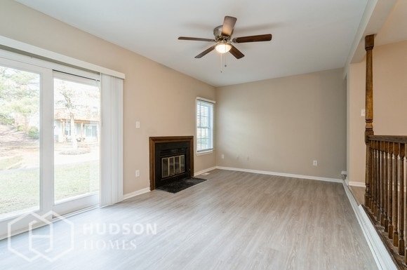 Foto del edificio - NOW AVAILABLE! - 45 Chetwood Ct, Hillsboro...
