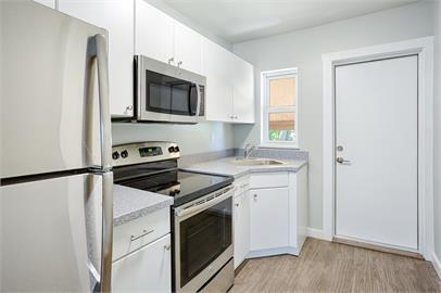 Building Photo - 715 2nd Ave S