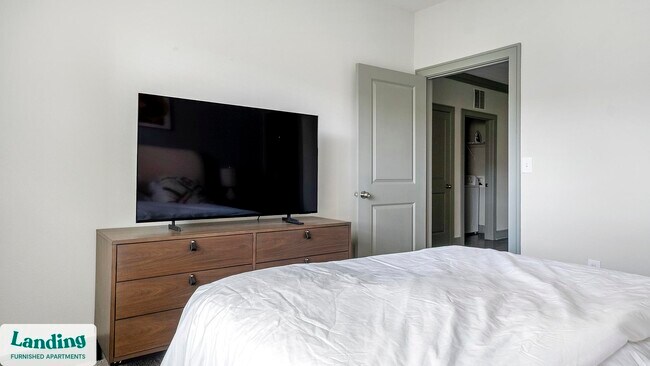 Foto del edificio - 2539 Spring Cypress Rd