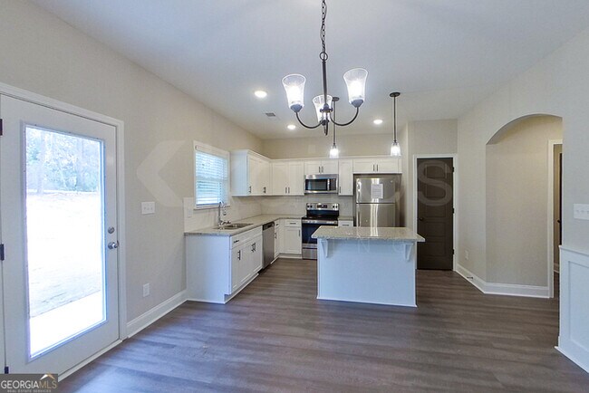 Foto del edificio - 162 Allentown Wy