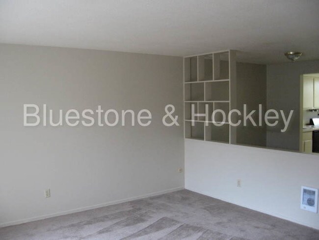 Foto del edificio - 15540 SE East Ave