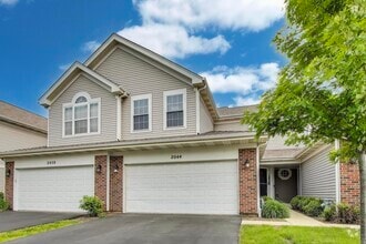 Building Photo - 2044 Peach Tree Ln