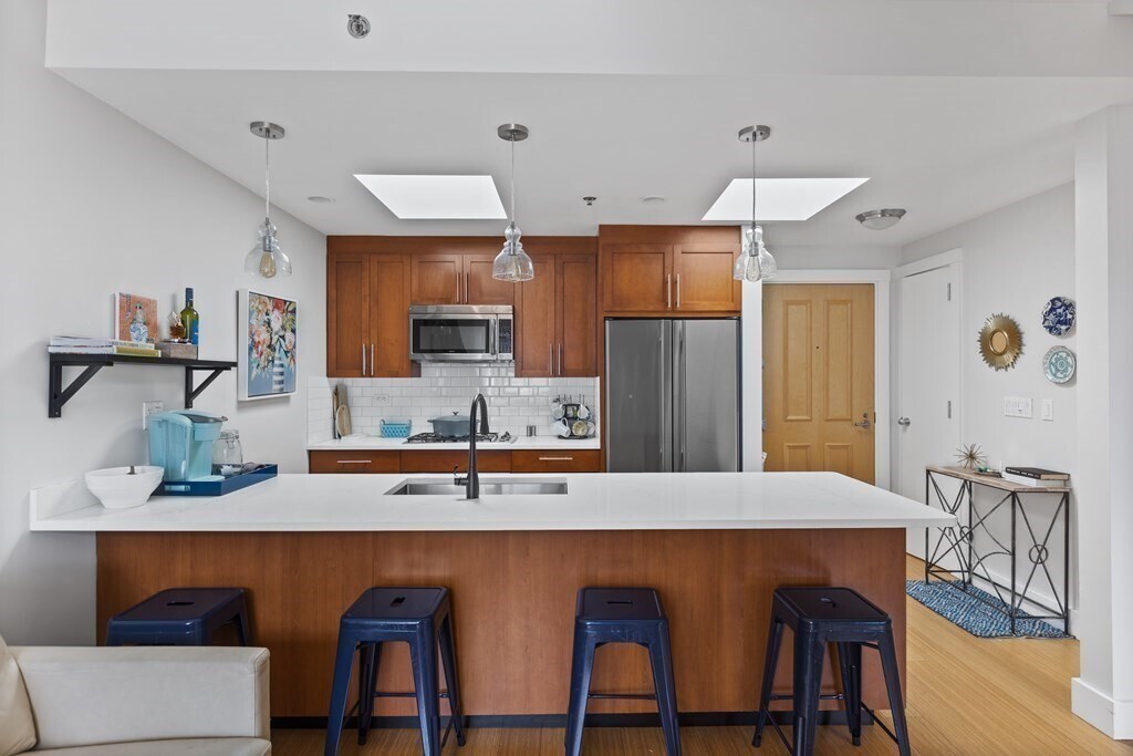 Foto principal - 725 Albany St