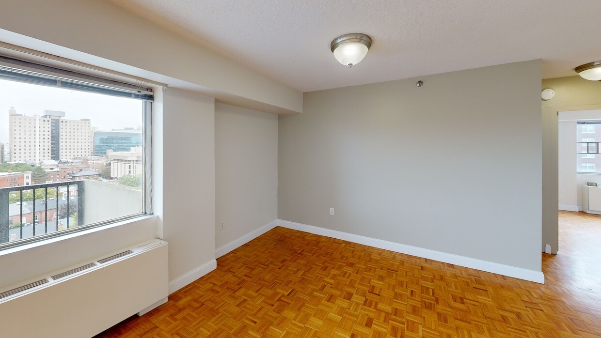 Photo - The Longwood Apartments