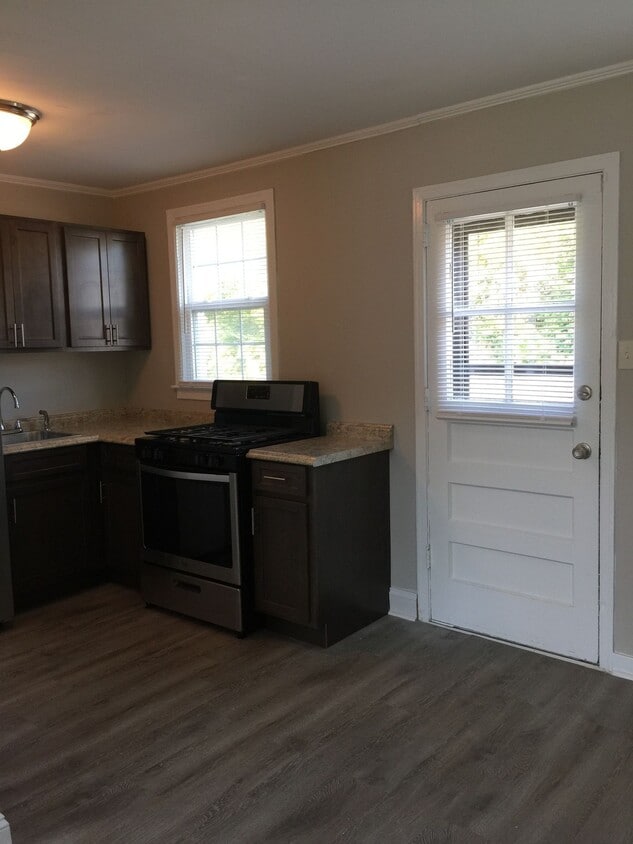 Lone Oak Villas - Apartments in Paducah, KY | Apartments.com