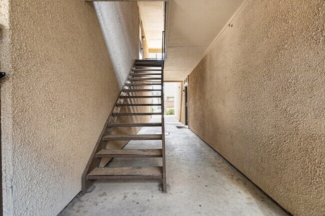 Foto del edificio - 12806 Midway Rd