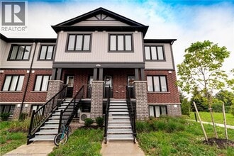 Building Photo - 160 Rochefort St.