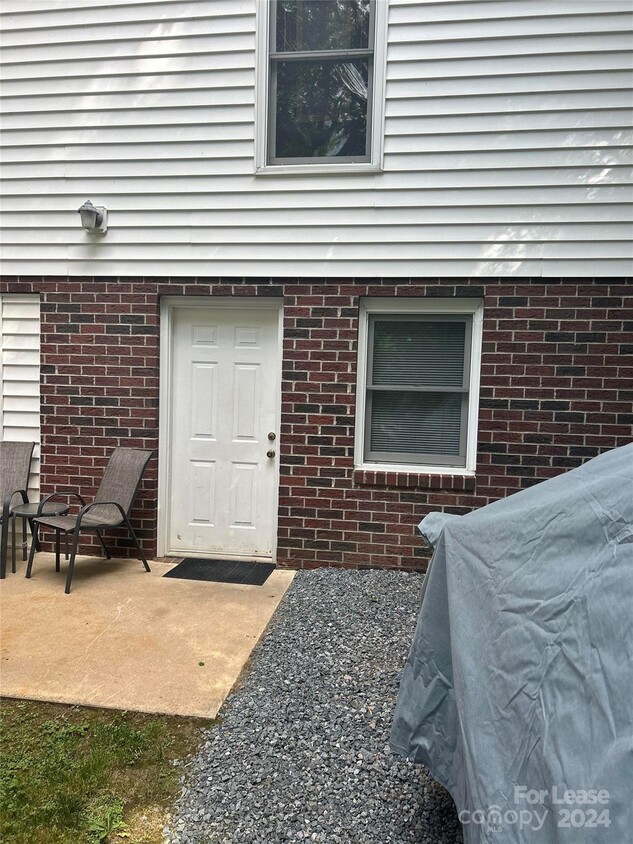 8001 Buckingham Ln, Harrisburg, NC 28075 - Room for Rent in Harrisburg ...