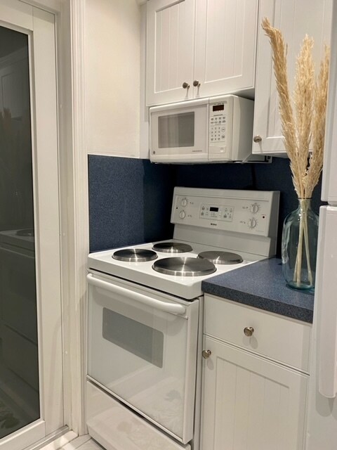 Foto del edificio - 255 Sunrise Dr