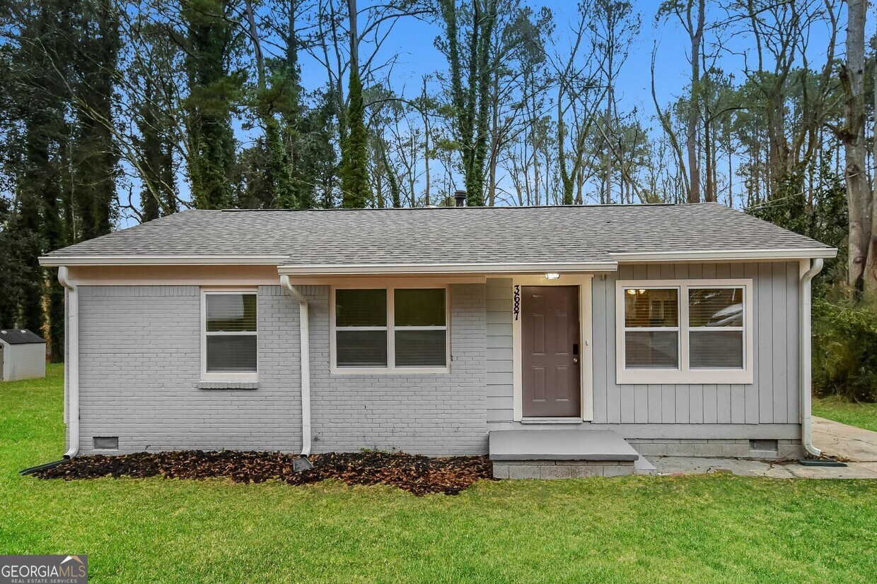 Primary Photo - 3687 Saturn Dr NW