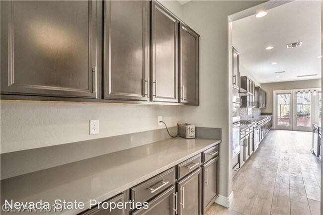Building Photo - 7 br, 6 bath House - 3443 ROYAL FORTUNE DR