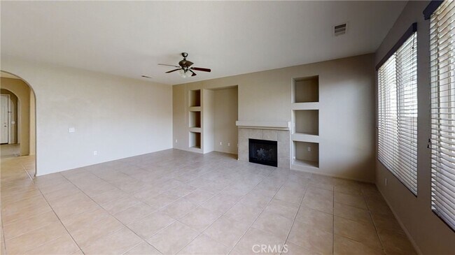 Foto del edificio - 1517 Sundance Dr