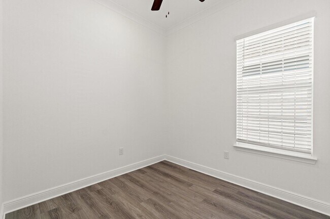 Foto del edificio - 232 Kara Lake Dr