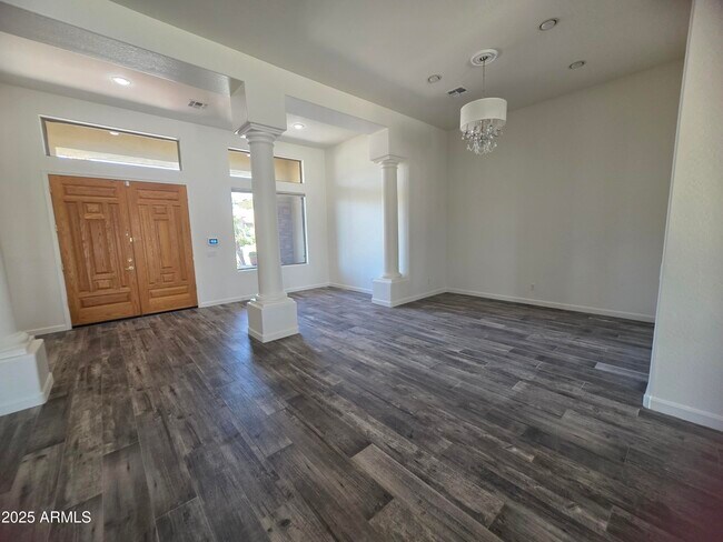 Foto del edificio - 13113 W Peck Ct