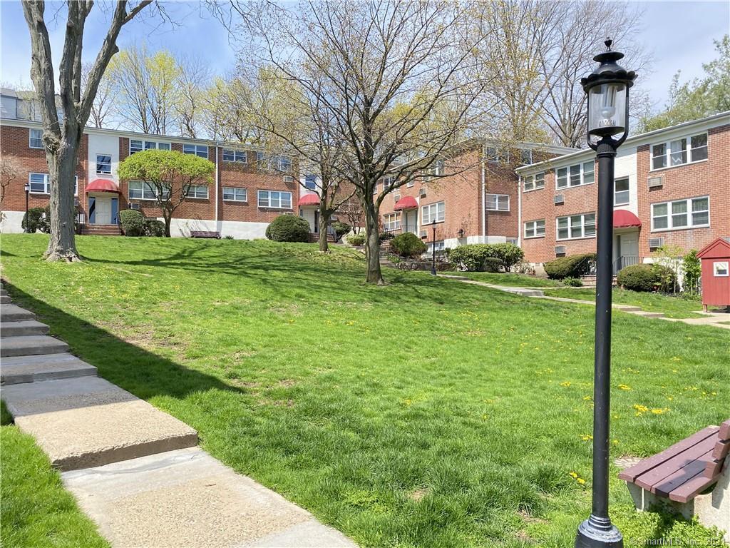 Foto del edificio - 11 Bedford Ave