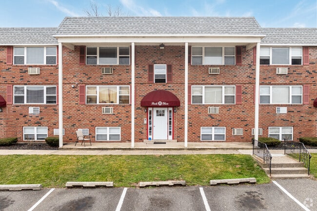 Building Photo - Park Glen Apartments