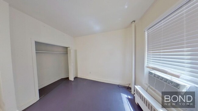 Building Photo - 174 Spring St