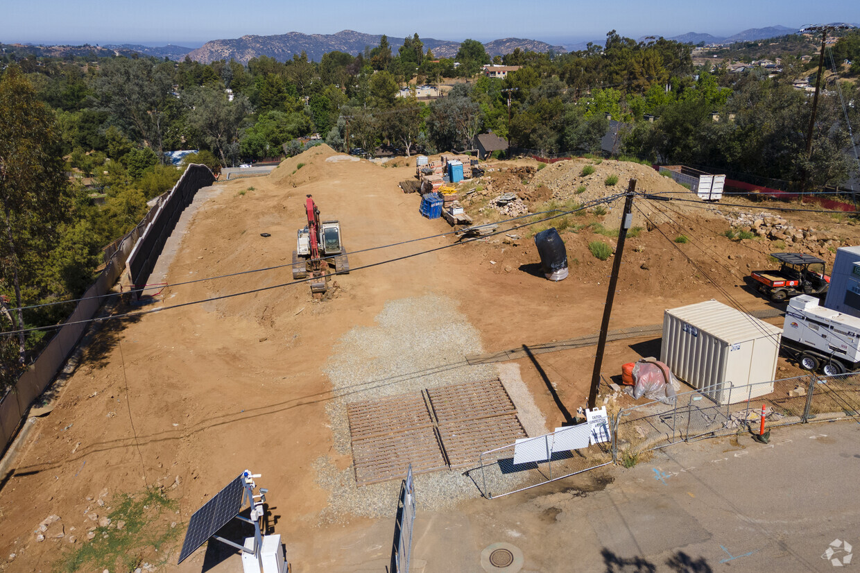 Building Photo - Alpine Family Apartments