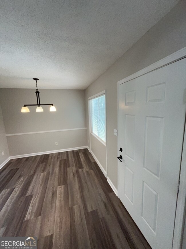 Building Photo - 6349 Holcomb Way