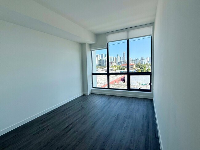 Foto del edificio - 160 NW 28th St