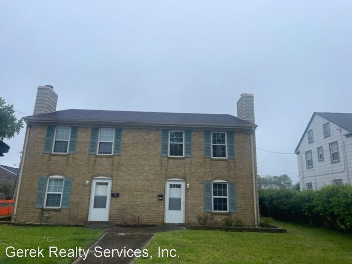 Primary Photo - 2 br, 2.5 bath House - 418 26th Street Unit B
