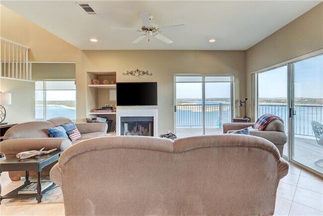 Foto del edificio - 2918 Ranch Rd 620 N